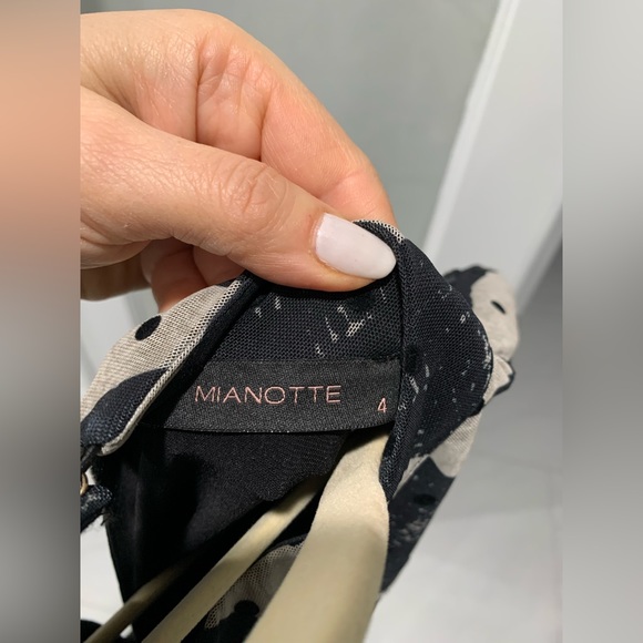 Black and Ivory midi long sleeve dress - Picture 5 of 5